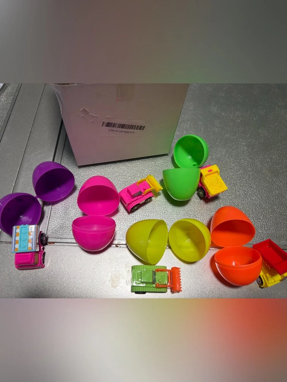 Bright Assorted Mini Toy Cars with Colorful Capsule Eggs